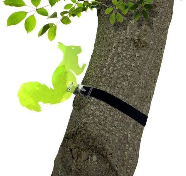 Sonnenfänger Lichtzauber - Eichhörnchen 30 cm inkl. Baumbefestigung grün