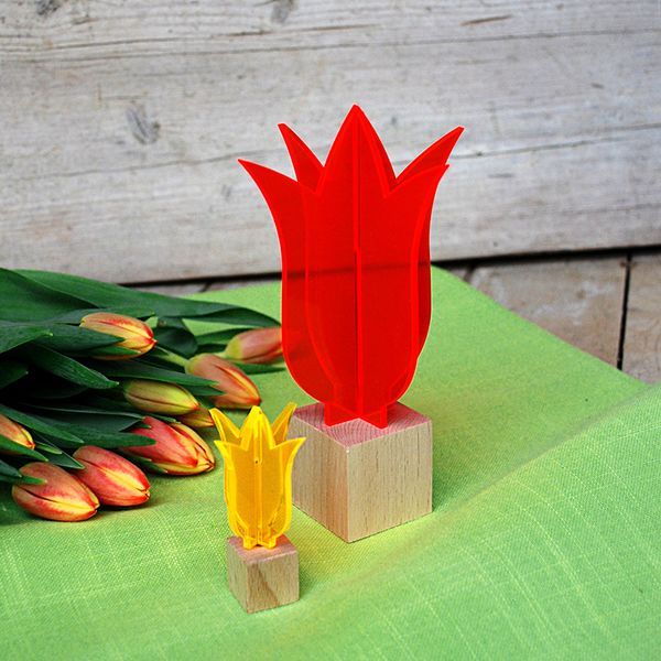 Sonnenfänger Lichtzauber - 3D-Tulpe Blume mini 5 cm stehend inkl.-/bilder/big/1023080_2.jpg