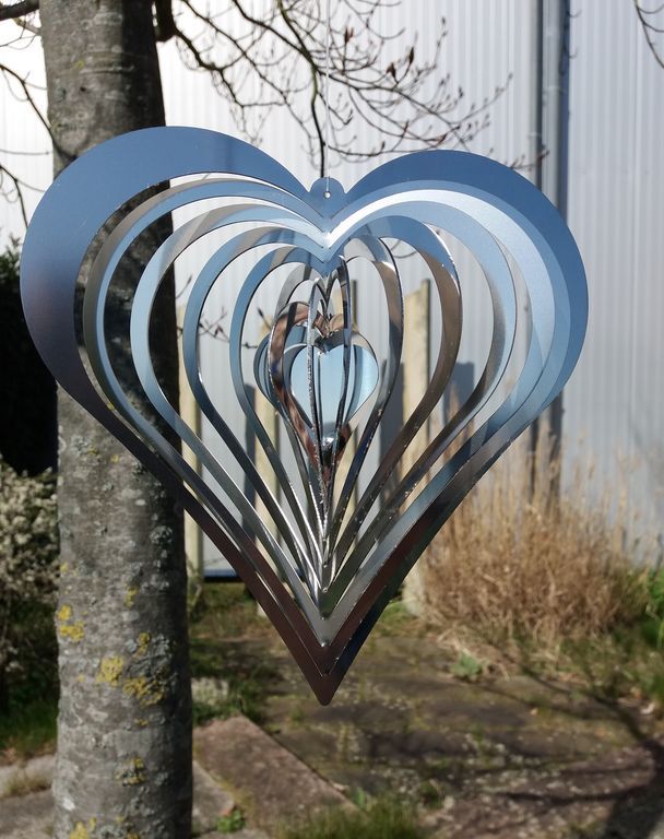 Elliot - Metallwindspiel hängend Edelstahl-Herz 20 x 20 cm-/bilder/big/20200324_125738.jpg