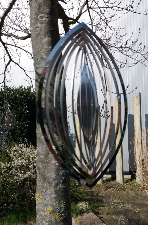 Elliot - Metallwindspiel hängend Edelstahl-Elipse 16 x 27 cm (längs-/bilder/big/20200324_125930.jpg