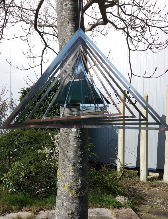 Elliot - Metallwindspiel hängend Edelstahl-Dreieck 23 x 38 cm-/bilder/big/20200324_130141.jpg