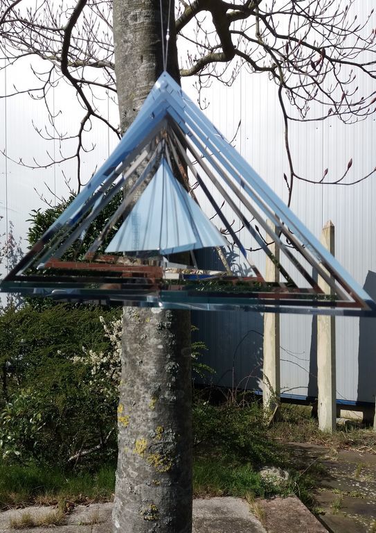 Elliot - Metallwindspiel hängend Edelstahl-Dreieck 23 x 38 cm-/bilder/big/20200324_130148.jpg