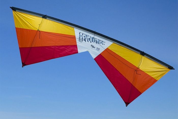 Revolution REFLEX EXP Vierleiner-Lenkdrachen/Stabdrachen (4-Leiner) KITE ONLY - 236 cm x 79 cm gelb/orange/rot