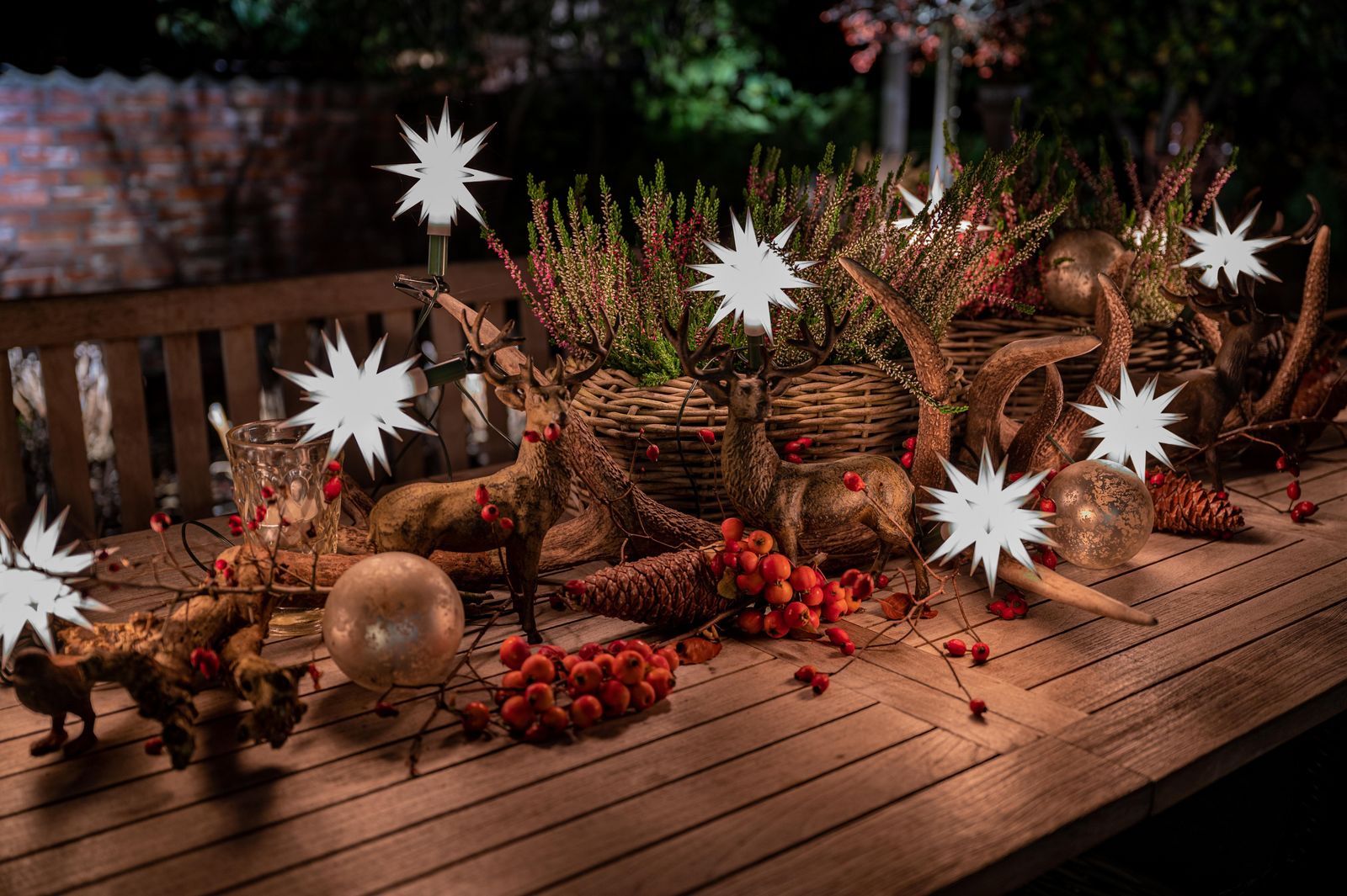 Herrnhuter Sternenkette / Lichterkette mit 10 Sternen Ø 13 cm Kunststoffstern - rot LED-/bilder/big/3dsc_9203.jpg