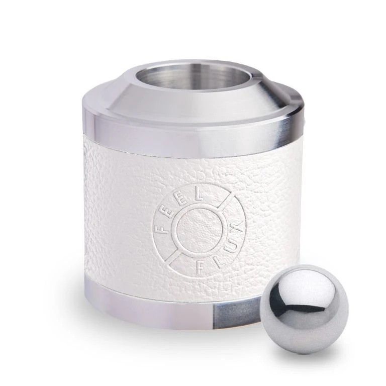 Feel Flux - Skill Flux weiß-/bilder/big/Skill%20Flux%20white%20with%20ball.jpg