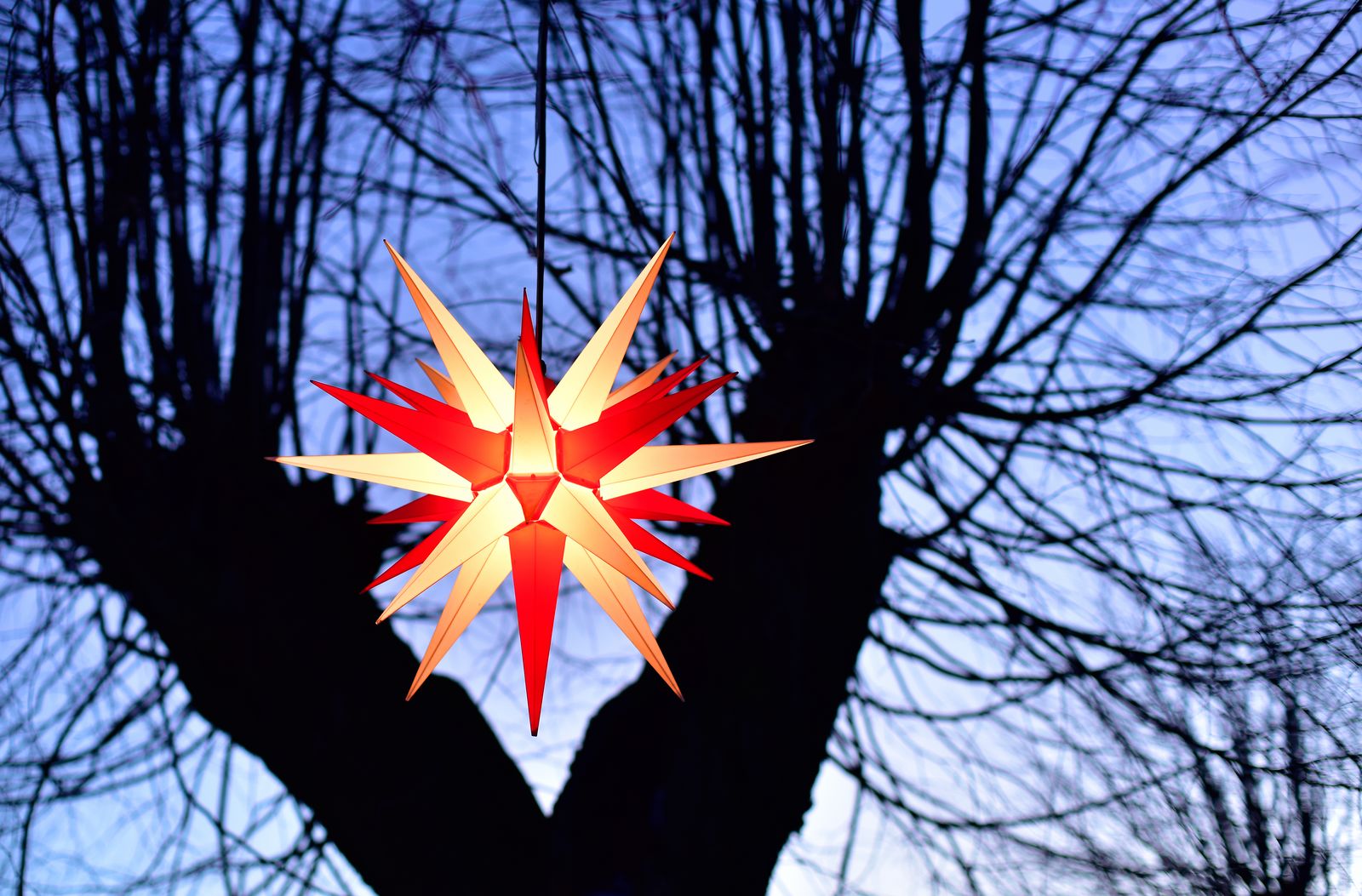 Herrnhuter Stern A7 Ø 68 cm Kunststoffstern - weiß / rot-/bilder/big/_dsc1965.jpg