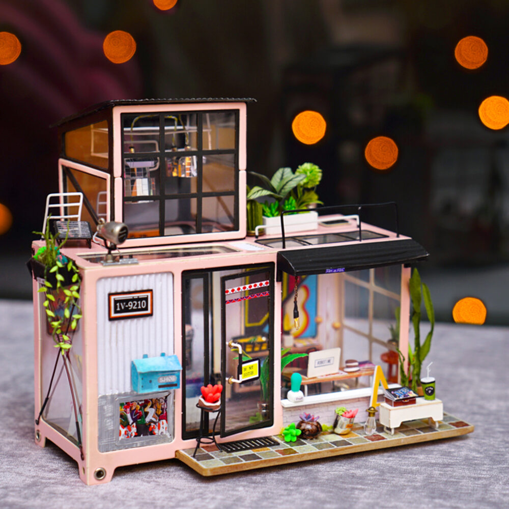 Robotime - DIY Miniaturhaus - Kevin's Studio (DIY House - 25 x 16 x-/bilder/big/small_1165.jpg.jpg
