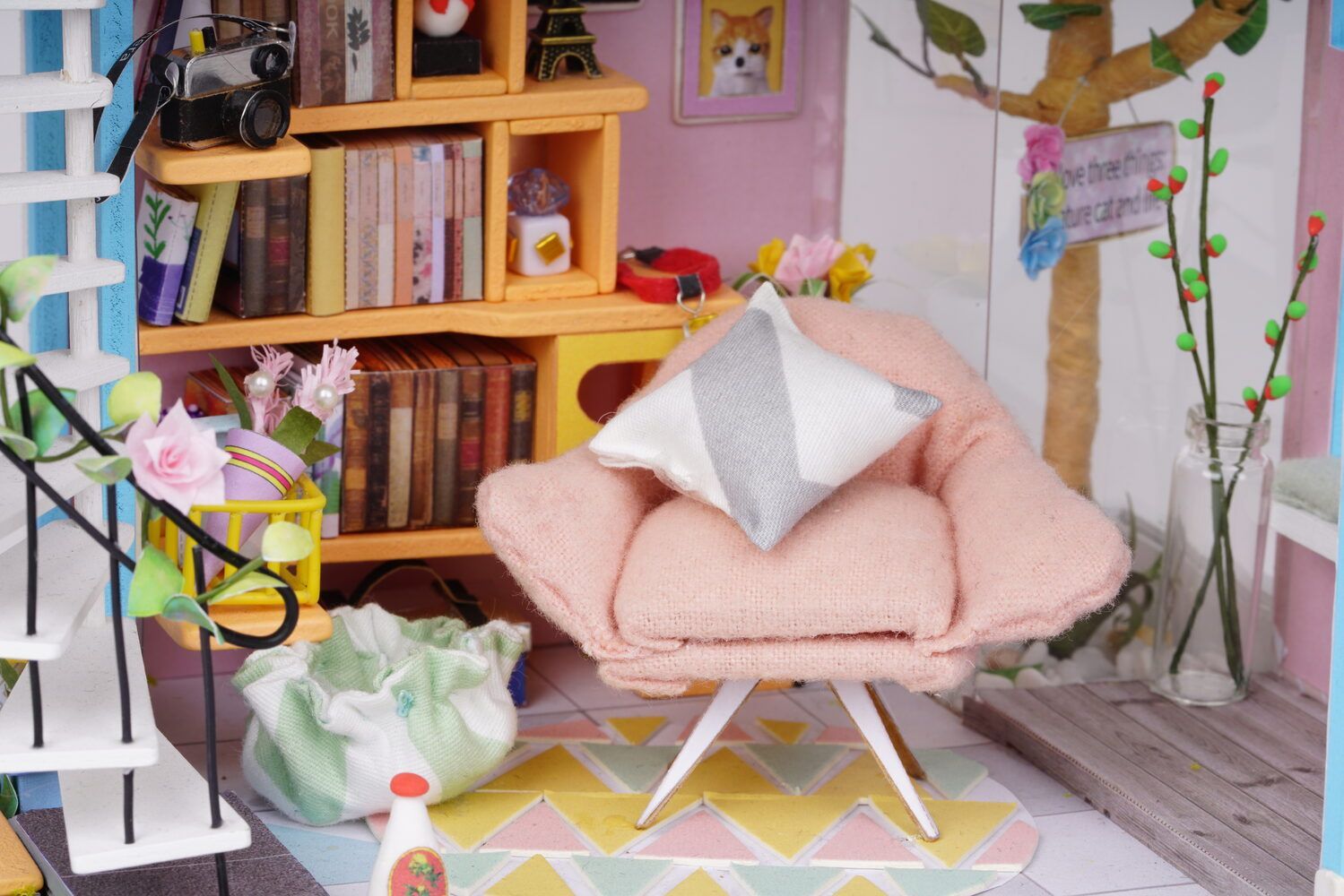 Robotime - DIY Miniaturhaus - Dora's Loft (DIY House - 23 x 16 x-/bilder/big/small_DG12-5.JPG.jpg