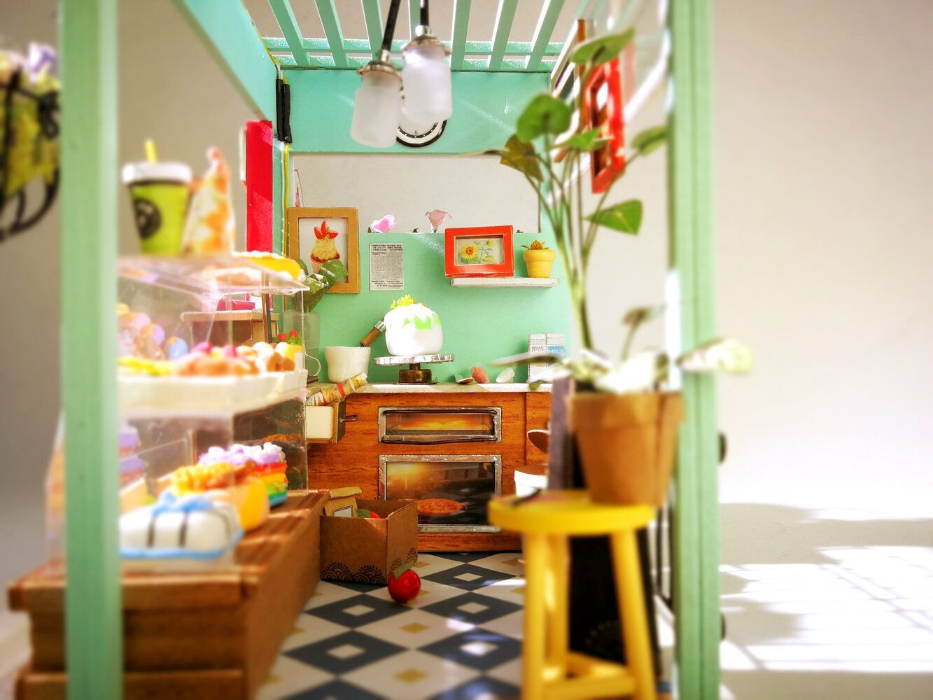 Robotime - DIY Miniaturhaus - Ice Cream Station (DIY House - 21 x-/bilder/big/small_DGM06-3.jpg.jpg