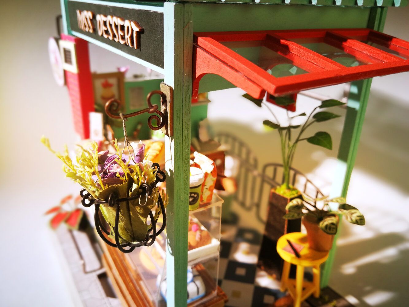 Robotime - DIY Miniaturhaus - Ice Cream Station (DIY House - 21 x-/bilder/big/small_DGM06-6.jpg.jpg