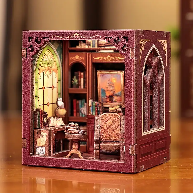 CARTARTEM - DIY - Gentleman's Lounge Mini Book Nook - Magnet - 6.3 x 5.05 x 7 cm 3D Notizbuch