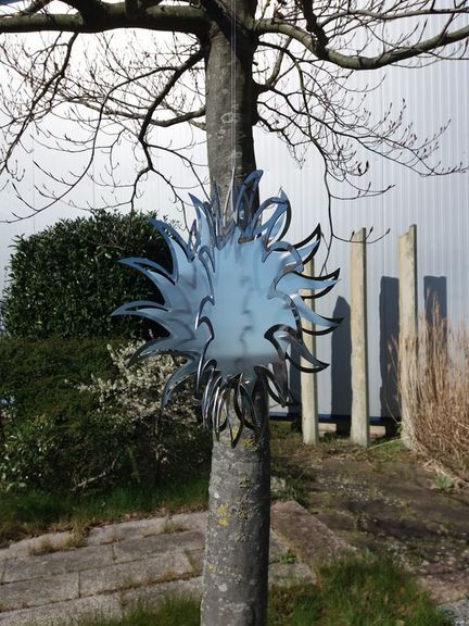Elliot - Metallwindspiel hängend Edelstahl-Sonne groß 42 cm 