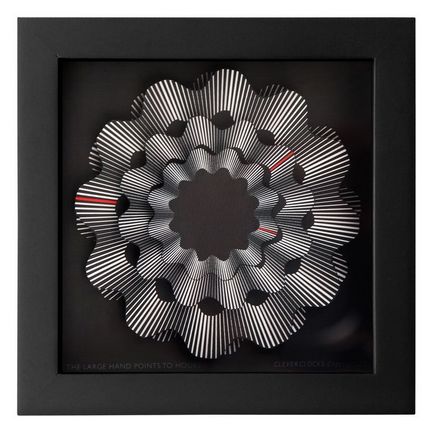 CleverClocks - moderne dekorative Design-Tischuhr/Wanduhr White Ribbon Größe L (30 cm x 30 cm)