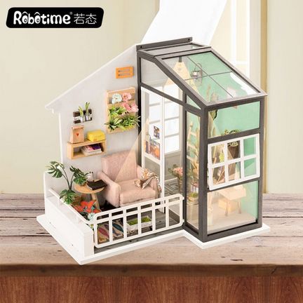 Robotime - DIY Miniaturhaus - Balcony Daydreaming (DIY House - 13.5 x 19 x 17.5 cm) Balkon Tagträume (Holzbausatz)