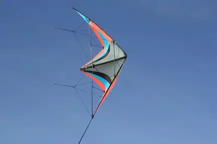 Spiderkites Tomboy - Zweileiner-Lenkdrachen/Stabdrachen (2-Leiner) rtf (flugfertig) 195 cm x 90 cm 6 mm CFK/GFK-Hybrid-Gestänge grau/schwarz/orange/blau