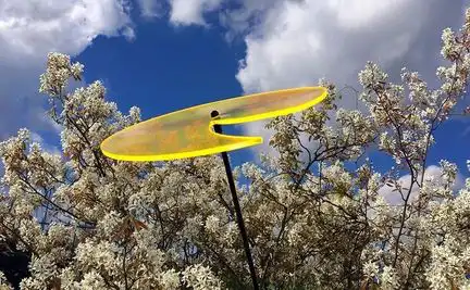 Sonnenfänger Lichtzauber - Scheibe "Wave" mittel 15 cm grün 