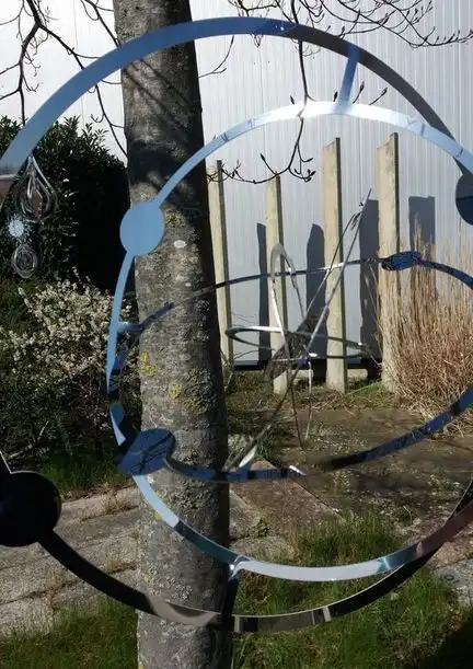 Elliot - Metallwindspiel hängend Edelstahl-Planetensystem groß 39 cm 