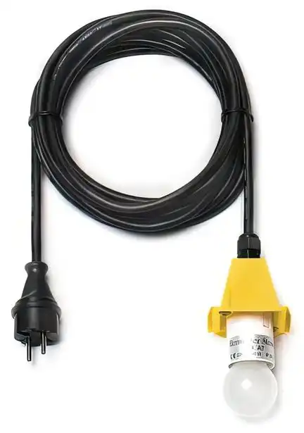 Herrnhuter Sterne 10m Anschlusskabel A4/A7 inkl. LED - gelb Passend für Kunststoff-Sterne A4/A7 geeignet für den Außenbereich